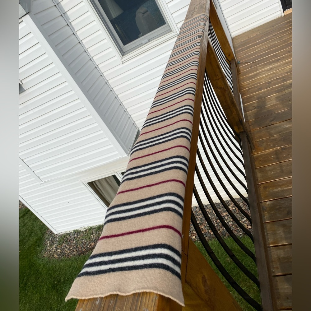 Mens BURBERRY NOVA STRIPE🔥💯% Lambswool UPSCALE SCARF🔥PRISTINE🔥NEW🔥63”x8”🎁 - Picture 8 of 11